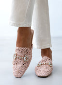 Mules κλειστά από ψάθα - Σομόν - thefashionproject.gr - ERYNN