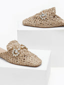 Mules κλειστά από ψάθα - Τάουπε - thefashionproject.gr - ERYNN