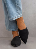 Mules κλειστά με ασύμμετρη φάσα estil - Μαύρο - thefashionproject.gr - Estil