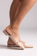 Mules λουστρίνι με λουράκι TFP - Nude - thefashionproject.gr - TFP