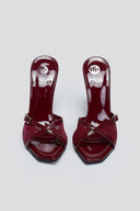 Mules λουστρίνι με τοκά TFP - Burgundy - thefashionproject.gr - TFP