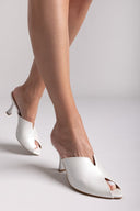 Mules με άνοιγμα Tfp - Λευκό Πέρλα - thefashionproject.gr - TFP