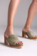 Mules με ψάθινη φάσα Refresh 172703 - Μέντα - thefashionproject.gr - Refresh