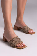 Mules με υφασμάτινη φάσα και print TFP - Ταμπά - thefashionproject.gr - TFP