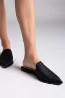 Mules μυτερά από ψάθα - Μαύρο - thefashionproject.gr - MIRA