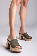Mules suede με ψάθα στη σόλα  ERYNN