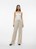 Παντελόνι σε loose γραμμή Vero Moda 10304898 - Μπεζ - thefashionproject.gr - VERO MODA