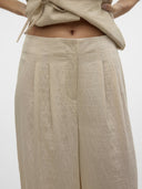 Παντελόνι wide leg με πιέτες Vero Moda 10326937