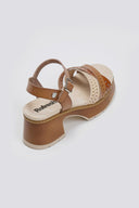 Πέδιλα all day σε συνδυασμούς χρωμάτων Refresh 172693 - Μπεζ - thefashionproject.gr - Refresh