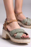 Πέδιλα crossover από ψάθα Refresh 172637 - Χακί - thefashionproject.gr - Refresh