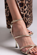Πέδιλα crossover με μπαρέτα ONLY 15340883 - Χρυσό - thefashionproject.gr - ONLY