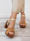 Πέδιλα crossover suede με τρουκς ERYNN
