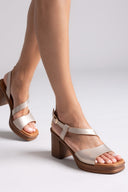 Πέδιλα δερμάτινα με φιάπα Ragazza - Άμμου - thefashionproject.gr - RAGAZZA