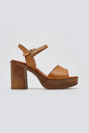 Πέδιλα δερμάτινα με μπαρέτα TFP - Ταμπά - thefashionproject.gr - TFP - 23789007003