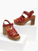 Πέδιλα gladiator με μπαρέτα Refresh 171878 - Ταμπά - thefashionproject.gr - Xti Footwear