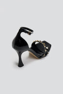 Πέδιλα λουστρίνι με τρουκς TFP - Μαύρο - thefashionproject.gr - TFP