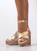 Πέδιλα με crossover φάσες Erynn ERYNN - Χρυσό - thefashionproject.gr - ERYNN