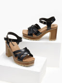Πέδιλα με crossover λουράκια Refresh 171877 - Μαύρο - thefashionproject.gr - Refresh