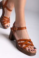 Πέδιλα με crossover λουράκια Refresh 172851 - Ταμπά - thefashionproject.gr - Refresh