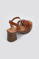 Πέδιλα με crossover λουράκια Refresh 172851 - Ταμπά - thefashionproject.gr - Refresh