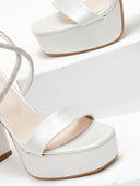 Πέδιλα με crossover στρας λουράκια TFP - Λευκό - thefashionproject.gr - TFP