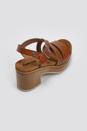 Πέδιλα με crossover σχέδιο Refresh 172847 - Ταμπά - thefashionproject.gr - Refresh