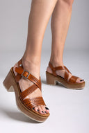 Πέδιλα με crossover σχέδιο Refresh 172847 - Ταμπά - thefashionproject.gr - Refresh