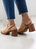 Πέδιλα με φαρδιά χωστή φάσα ERYNN - Κάμελ - thefashionproject.gr - ERYNN