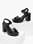 Πέδιλα με φιάπα δερμάτινα tfp - Μαύρο - thefashionproject.gr - TFP