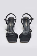 Πέδιλα με λεπτά λουράκια TFP - Μαύρο - thefashionproject.gr - TFP