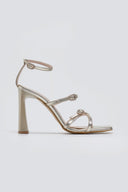 Πέδιλα με λεπτά λουράκια TFP - Χρυσό - thefashionproject.gr - TFP - 23895009003