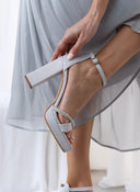 Πέδιλα με μπαρέτα και στρας TFP - Λευκό - thefashionproject.gr - TFP