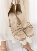 Πέδιλα με μπαρέτα και στρας tfp - Μπεζ - thefashionproject.gr - TFP