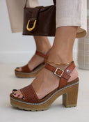 Πέδιλα με μπαρέτα Refresh 170777 - Τάουπε - thefashionproject.gr - Refresh