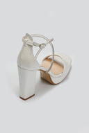 Πέδιλα με pattern και στρας TFP - Λευκό Πέρλα - thefashionproject.gr - TFP