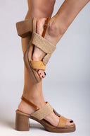 Πέδιλα με σχοίνινη φάσα ERYNN - Κάμελ - thefashionproject.gr - ERYNN