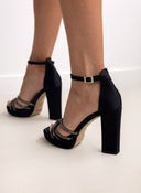 Πέδιλα σατέν με μπαρέτα και στρας TFP - Μαύρο - thefashionproject.gr - TFP