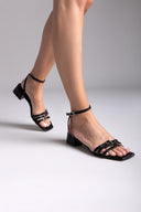Πέδιλα χαμηλά με λεπτά λουράκια TFP - Μαύρο - thefashionproject.gr - TFP
