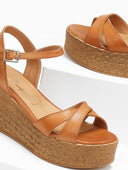 Πλατφόρμες δερμάτινες με μπαρέτα tfp - Ταμπά - thefashionproject.gr - TFP