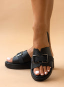 Πλατφόρμες δερμάτινες με ζωνάκι Estil - Μαύρο - thefashionproject.gr - Estil