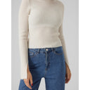 Πλεκτό πουλόβερ με ριπ πλέξη Vero Moda 10290852 - Ζαχαρί - thefashionproject.gr - VERO MODA