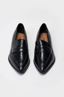 Pointed Flat Loafers Crinkled Patent - Black Crinkled Patent - thefashionproject.gr - VeraBloom