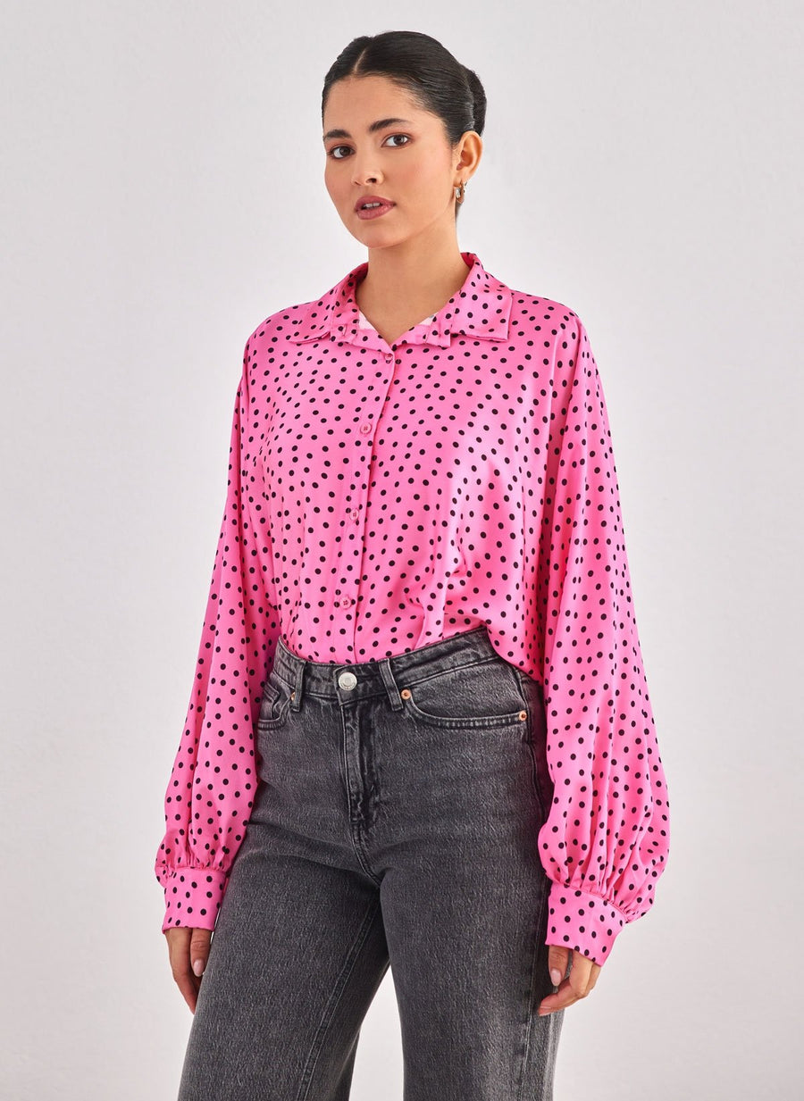 Πουκάμισο σατέν πουά με oversized μανίκια