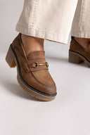 Refresh 172908 Heeled Loafers with Metal Detail - Κάμελ - thefashionproject.gr - Refresh