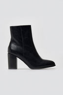 Round - Toe Ankle Boots with Block Heel - Black Matte - thefashionproject.gr - BOTEGGA 22