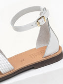 Σανδάλια ankle strap με ανάγλυφο σχέδιο estil - Λευκό - thefashionproject.gr - Estil
