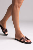 Σανδάλια από ponyskin με print Estil