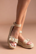 Σανδάλια από ψάθα με στρας Mariella Fabiani 2505/02 - Μπεζ - thefashionproject.gr - Mariella Fabiani
