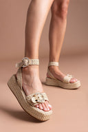 Σανδάλια από ψάθα με στρας Mariella Fabiani 2505/02 - Μπεζ - thefashionproject.gr - Mariella Fabiani