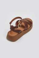 Σανδάλια δερμάτινα flatforms Estil